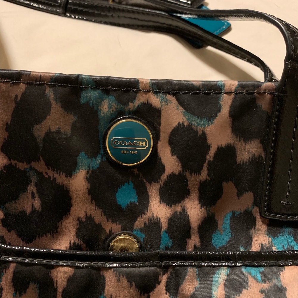 Like New Coach Purse - Picture 2 of 3